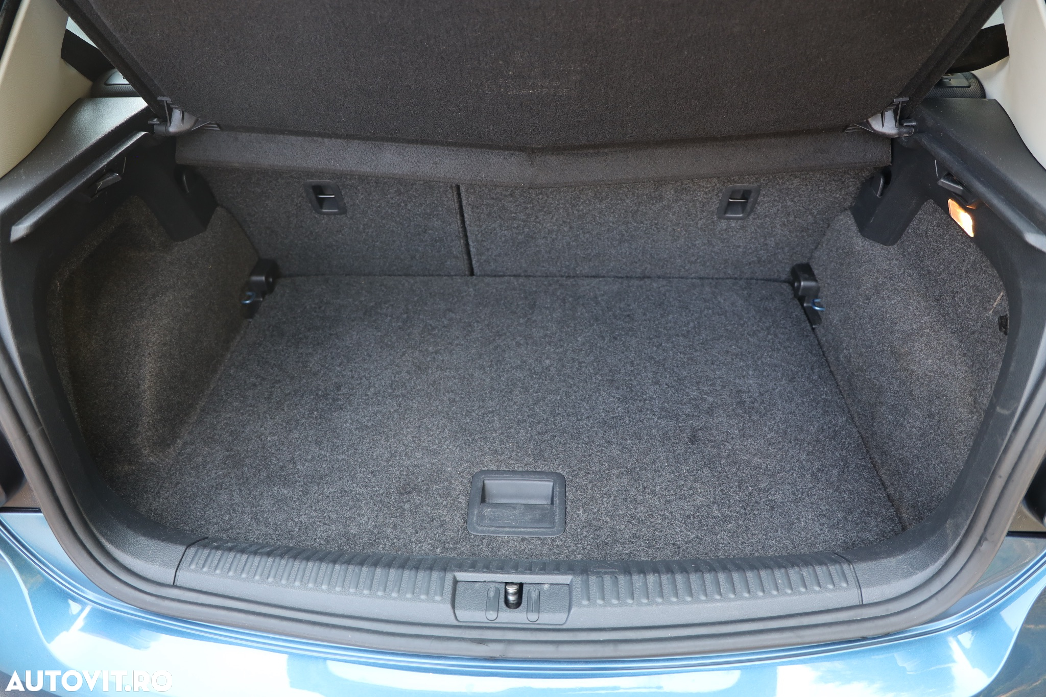 Volkswagen Polo 1.4 TDI (Blue Motion Technology) Comfortline - 28