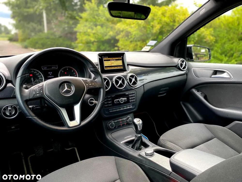 Mercedes-Benz Klasa B 180 CDI - 22