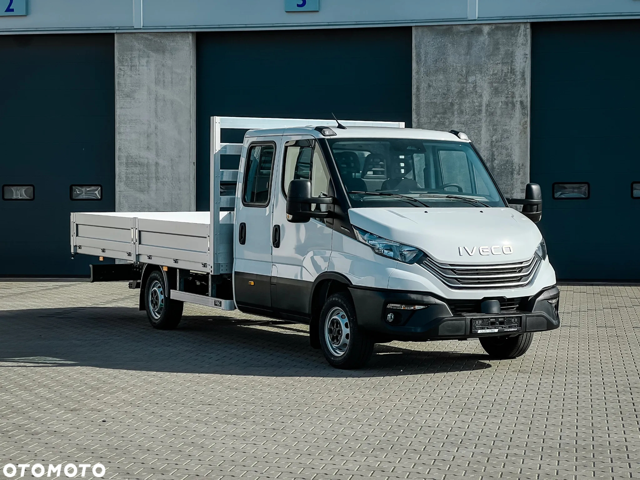 Iveco DAILY 35S16 D - 8