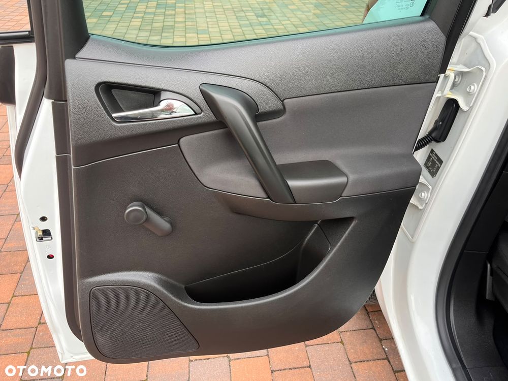 Opel Meriva 1.4 T Cosmo - 25