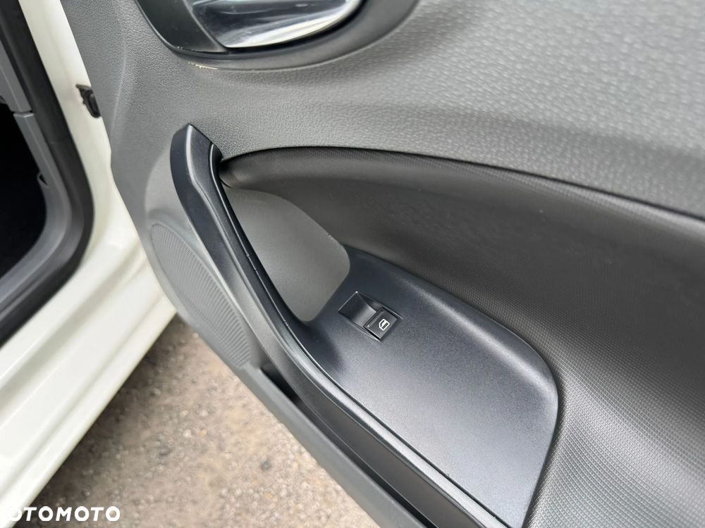 Seat Ibiza 1.4 16V Passion - 16