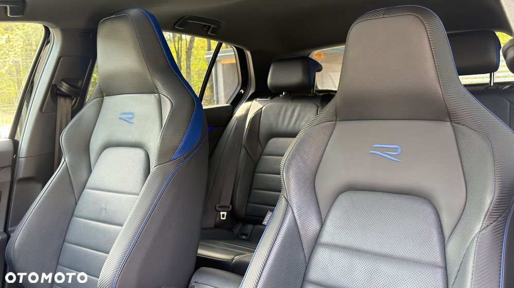 Volkswagen Golf - 26