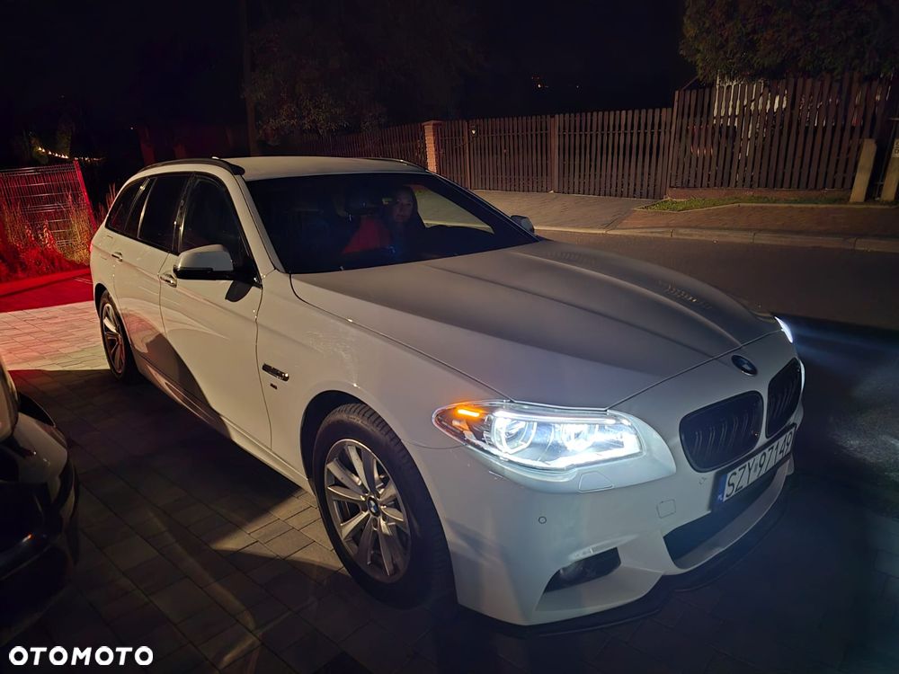 BMW Seria 5 528i xDrive Sport-Aut Modern Line - 10