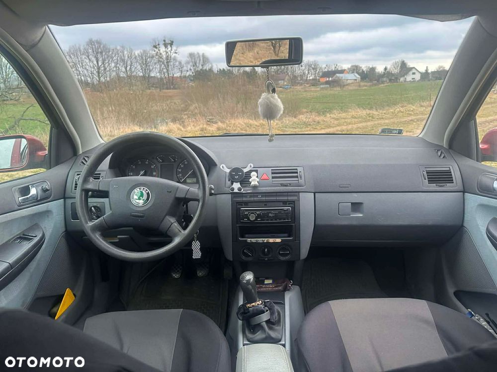 Skoda Fabia 1.4 16V Exact - 6