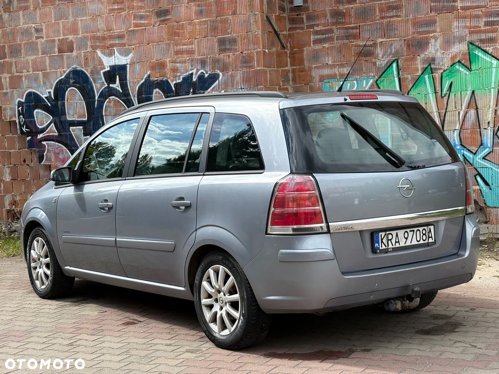 Opel Zafira 1.6 - 4
