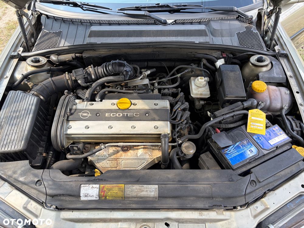 Opel Vectra 2.0 CD - 12