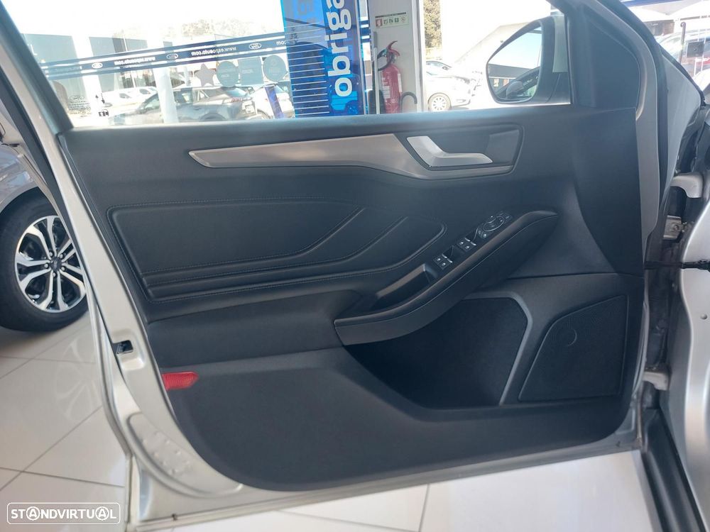 Ford Focus SW 1.5 EcoBlue S&S Aut. TITANIUM EDITION - 18