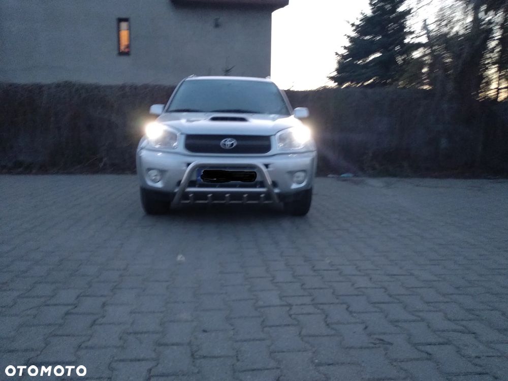 Toyota RAV4 D-4D 4x4 Sol - 16