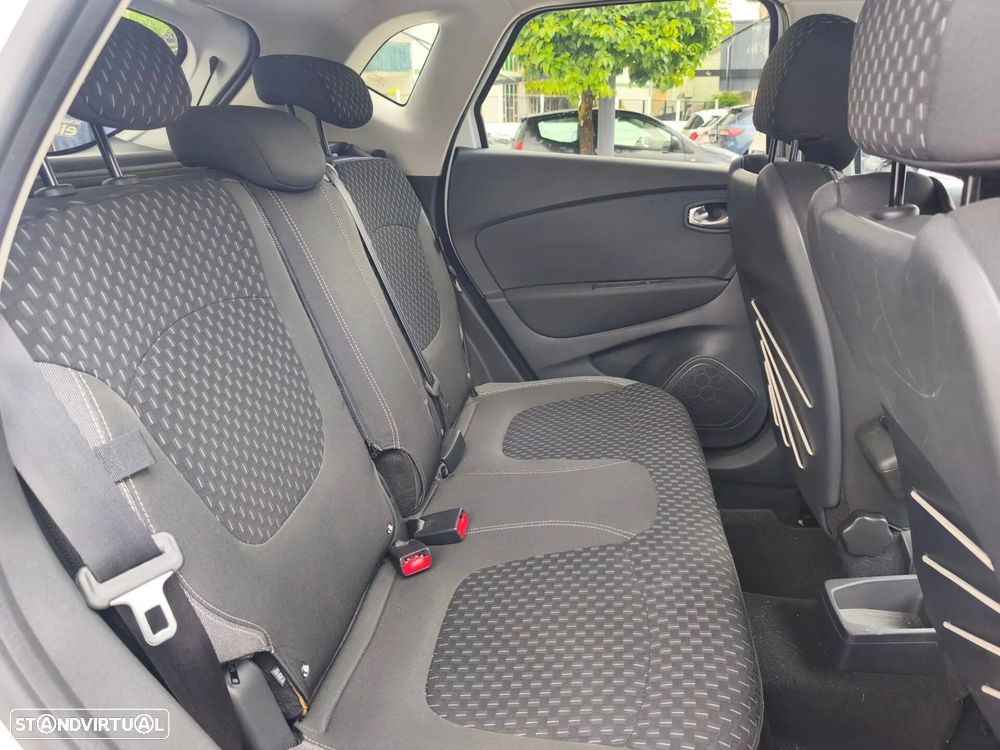 Renault Captur 1.0 TCe Exclusive - 13