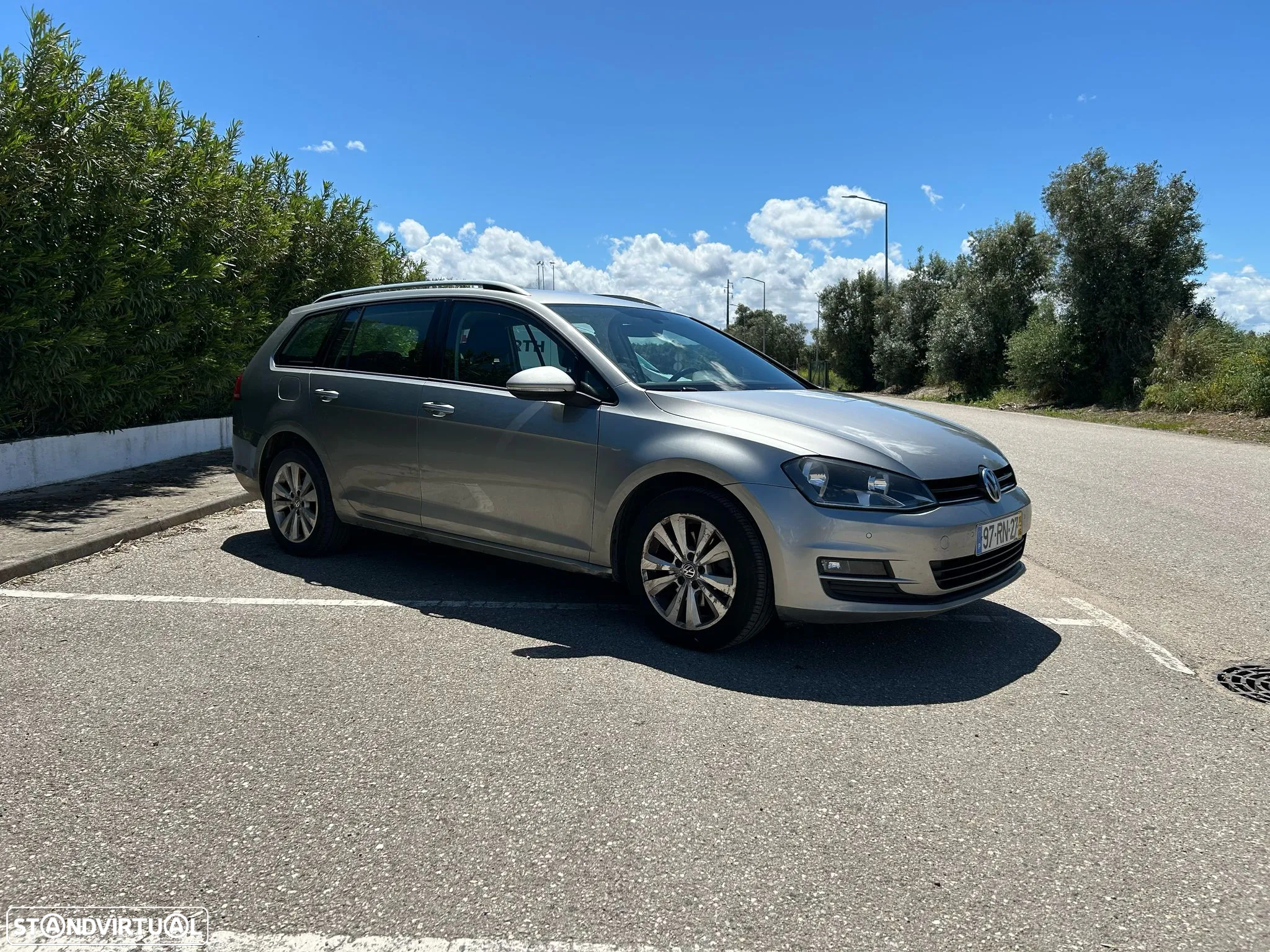 VW Golf Variant 1.6 TDi BlueMotion Confortline - 2