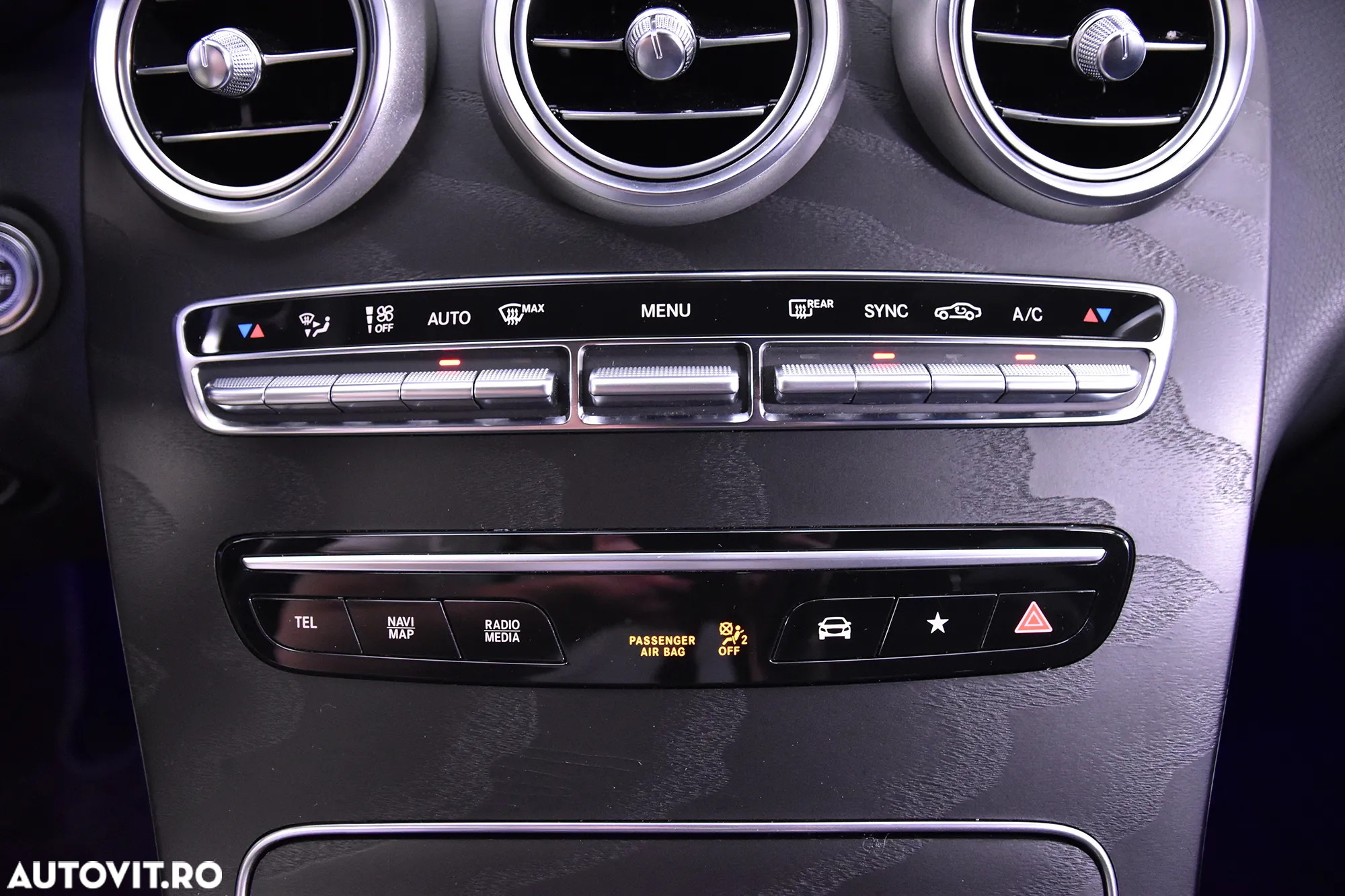 Mercedes-Benz GLC Coupe 300 4Matic 9G-TRONIC AMG Line - 18