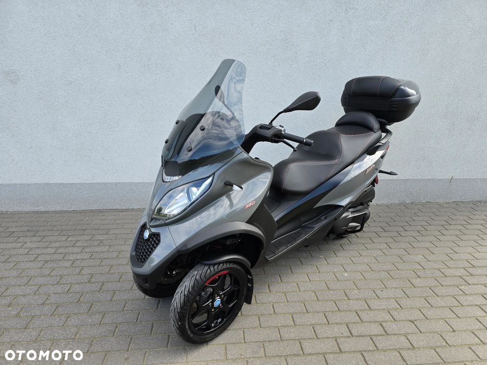 Piaggio MP-3 - 1