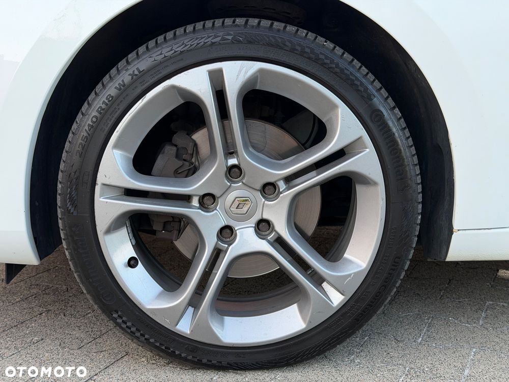 Renault Megane TCe 180 GT - 11