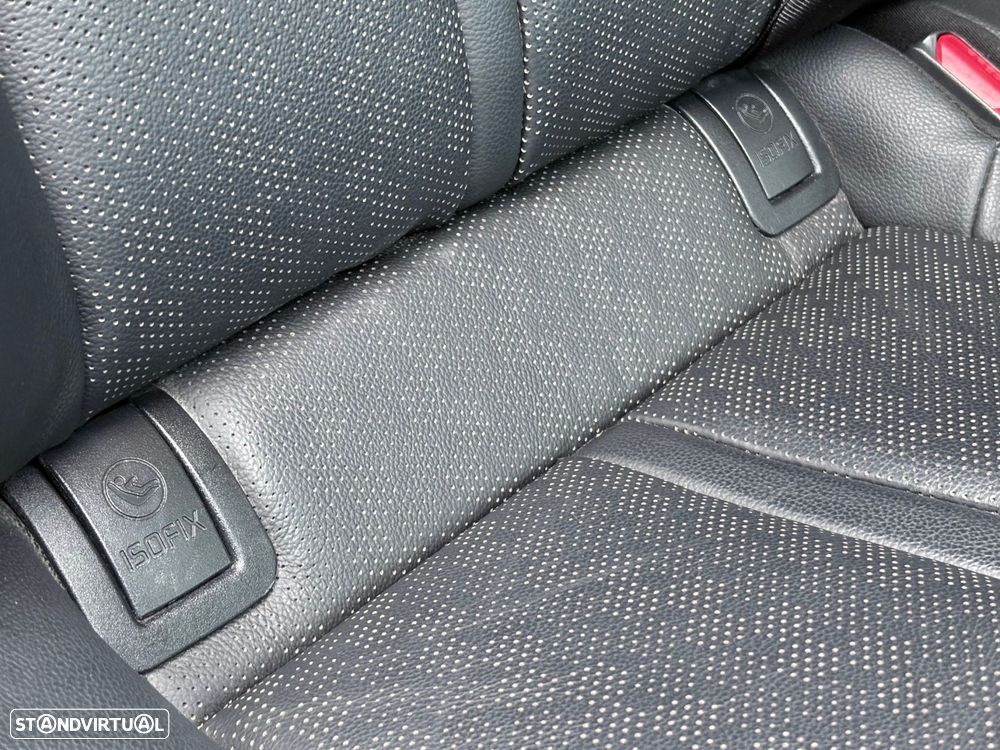 Kia Optima SW 2.0 CVVT PHEV - 60