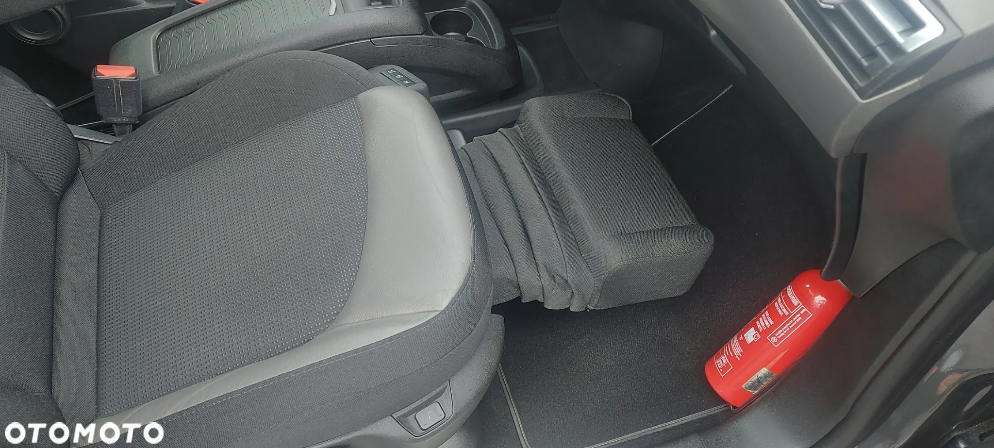 Citroën C4 Grand Picasso BlueHDi 150 EAT6 SHINE - 34