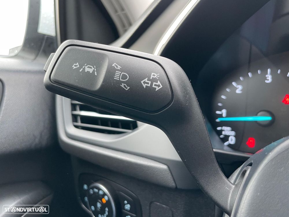 Ford Focus SW 1.5 TDCi EcoBlue ST-Line X - 16