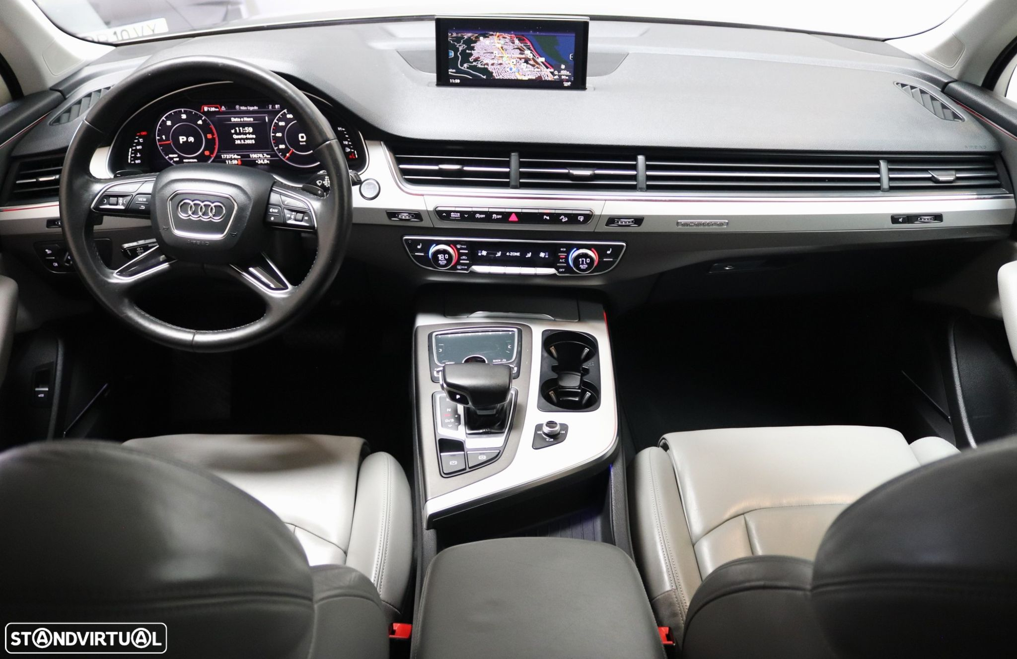 Audi Q7 3.0 TDI quattro tiptronic 7L - 23