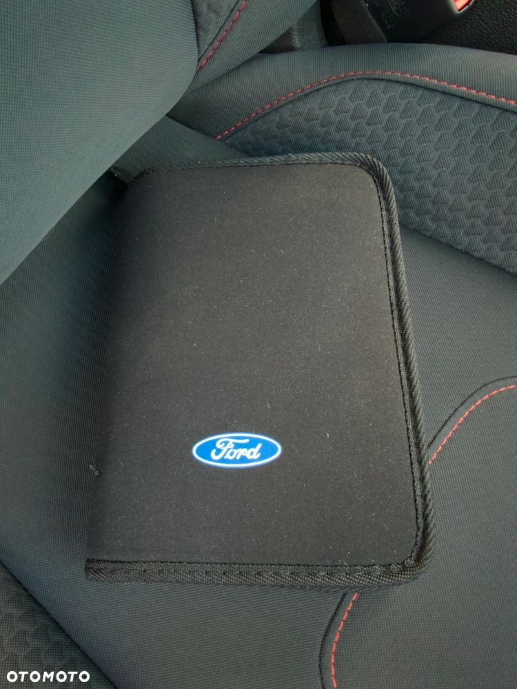 Ford Focus 1.0 EcoBoost ST-Line - 40