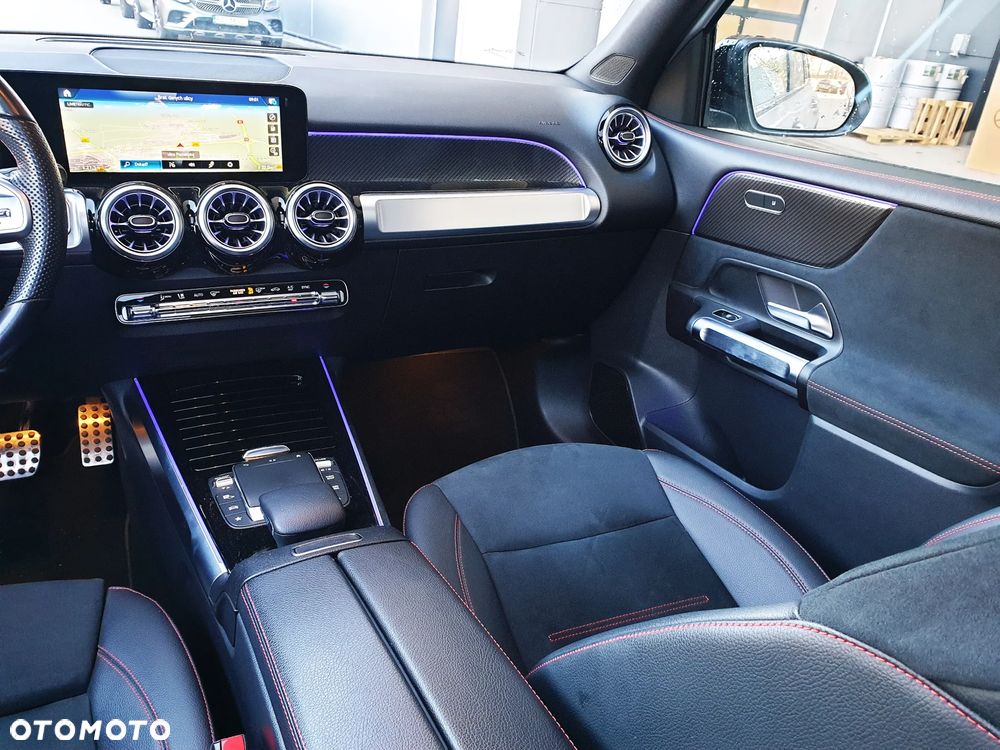 Mercedes-Benz GLB 200 d AMG Line 8G-DCT - 11