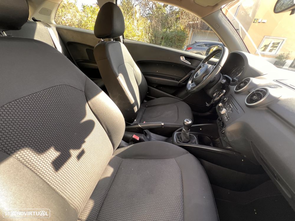 Audi A1 1.6 TDI Advance - 12