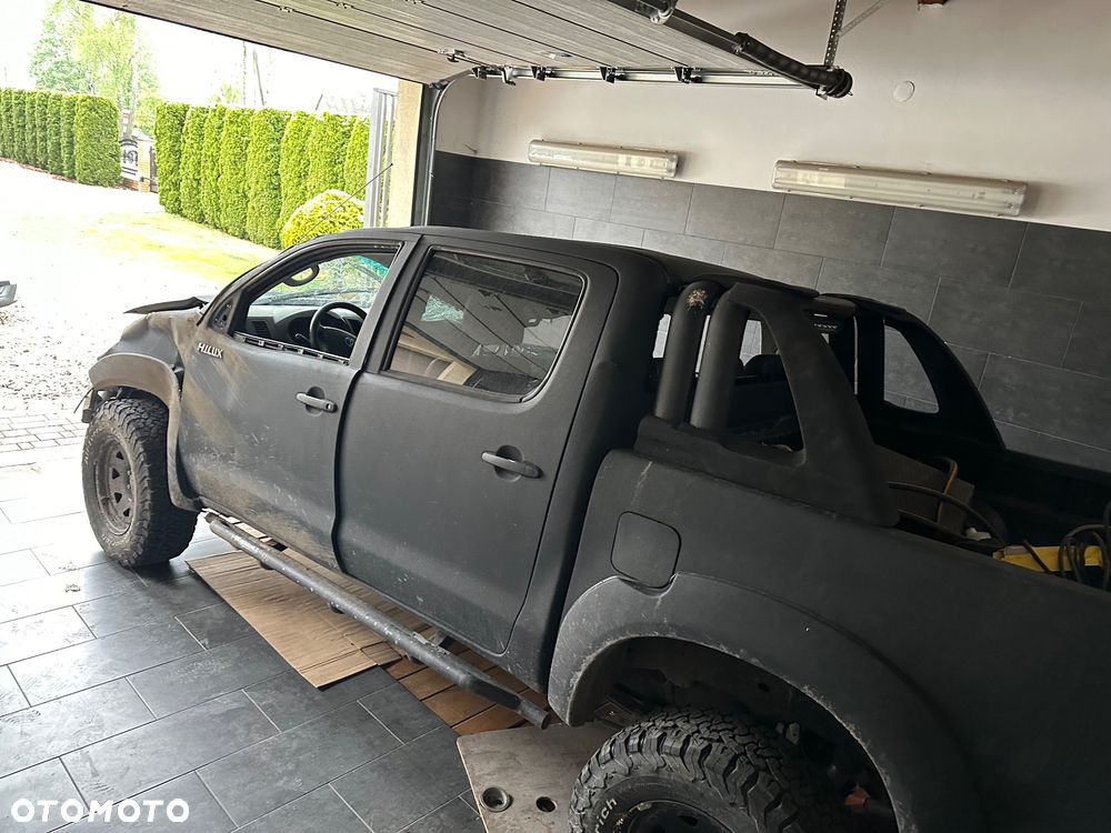Toyota Hilux 3.0 D-4D Sol - 4