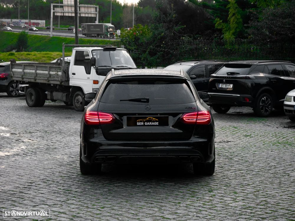 Mercedes-Benz C 63 AMG S - 37