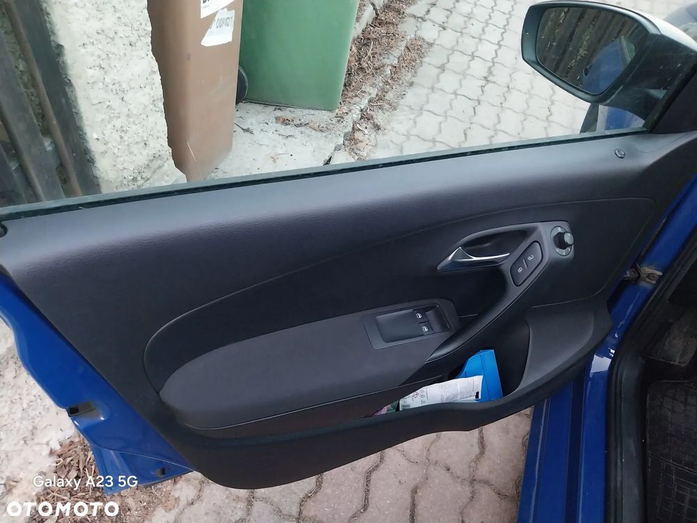 Volkswagen Polo 1.6 TDI DPF Trendline - 12