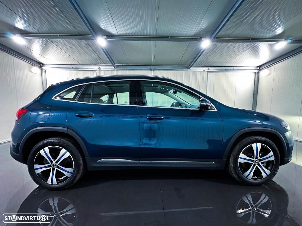 Mercedes-Benz EQA 250+ Electric Art — fotografia 11