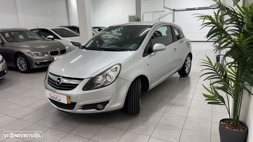 Opel Corsa 1.2 Black Edition - 2