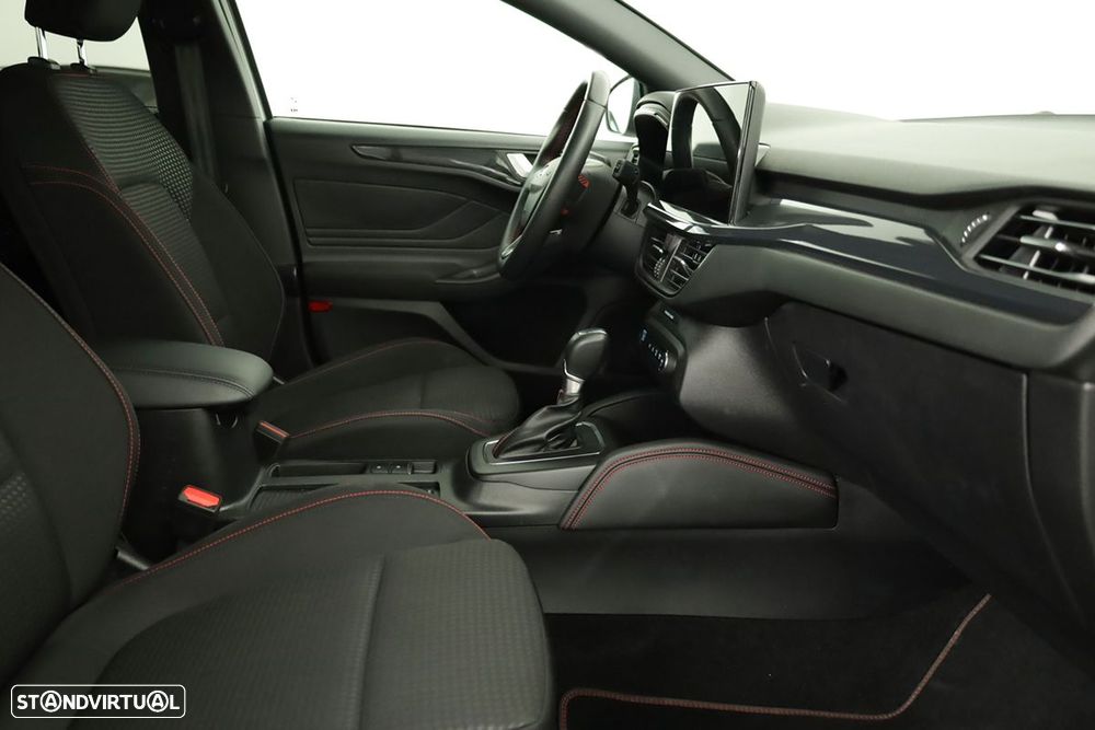 Ford Focus SW 1.0 EcoBoost MHEV ST-Line X Aut. - 21