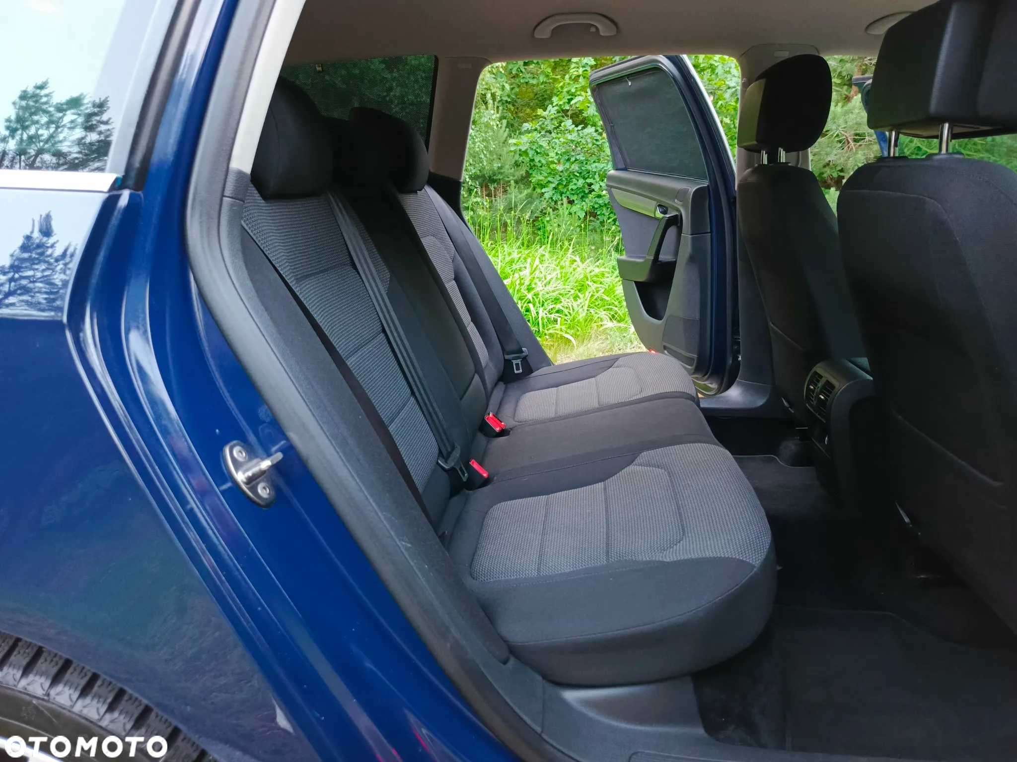 Volkswagen Passat 2.0 TDI DPF Highline - 15