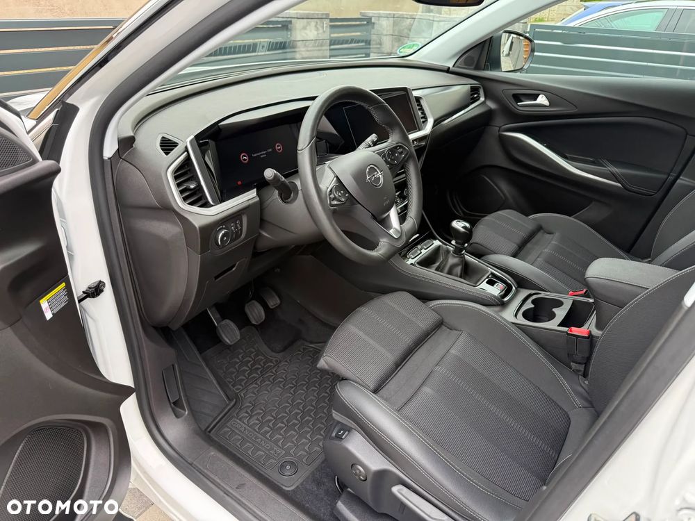 Opel Grandland 1.2 DI Business Edition - 15