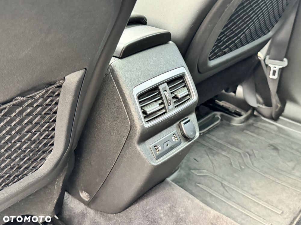 Renault Koleos 2.0 dCi Initiale Paris 4x4 X-Tronic - 38