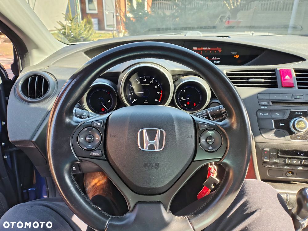 Honda Civic 1.8 i-VTEC Sport - 21