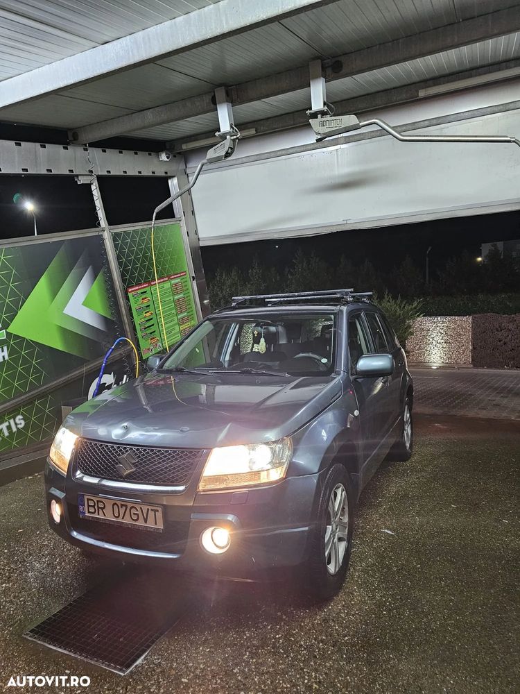 Suzuki Grand Vitara - 3