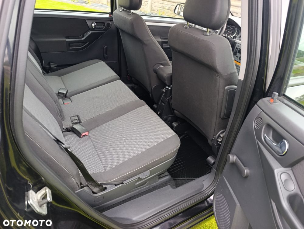 Opel Meriva - 8