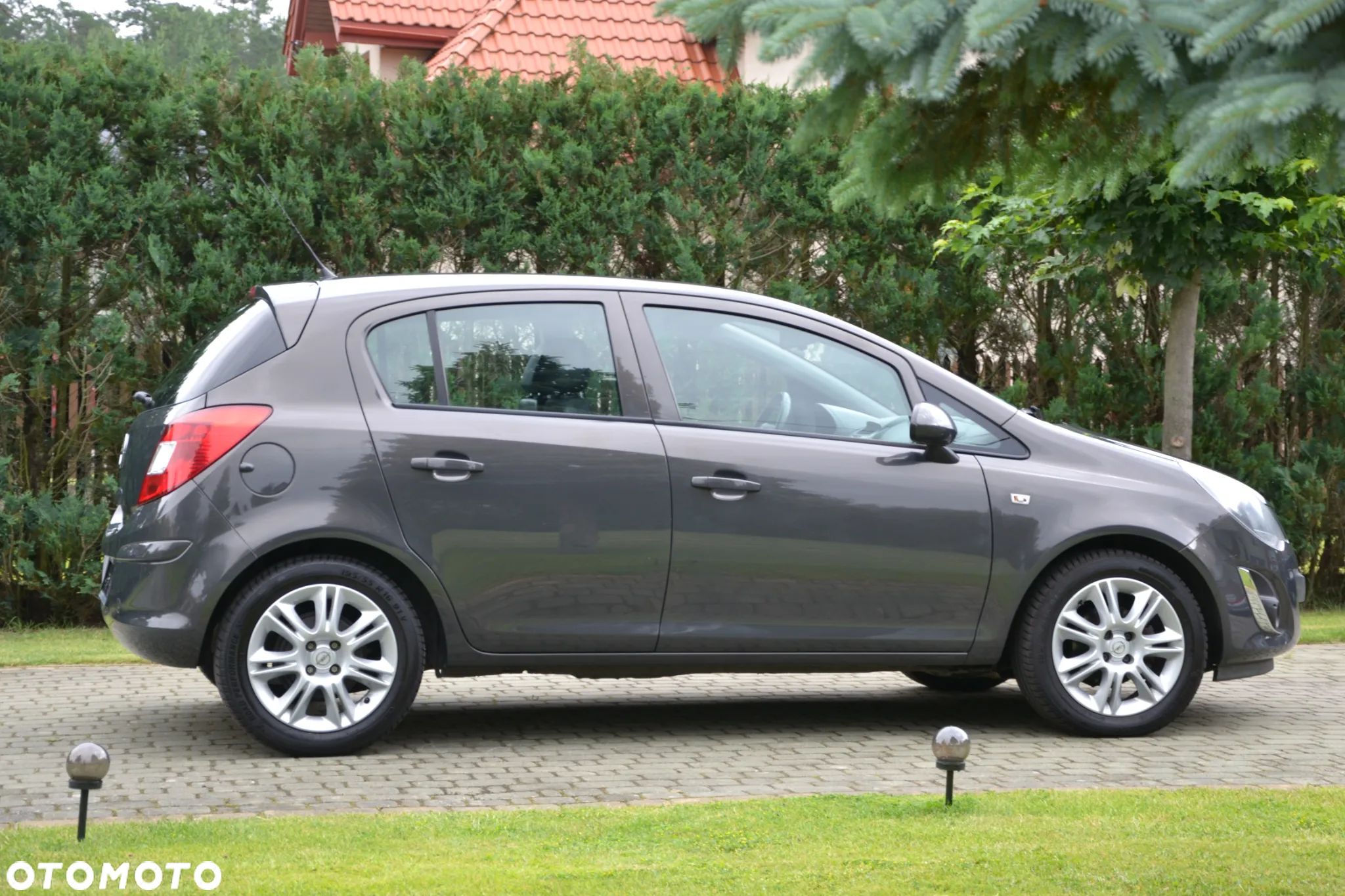 Opel Corsa 1.2 16V Color Edition - 2