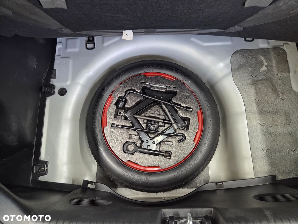 Hyundai Veloster 1.6 blue Premium - 20