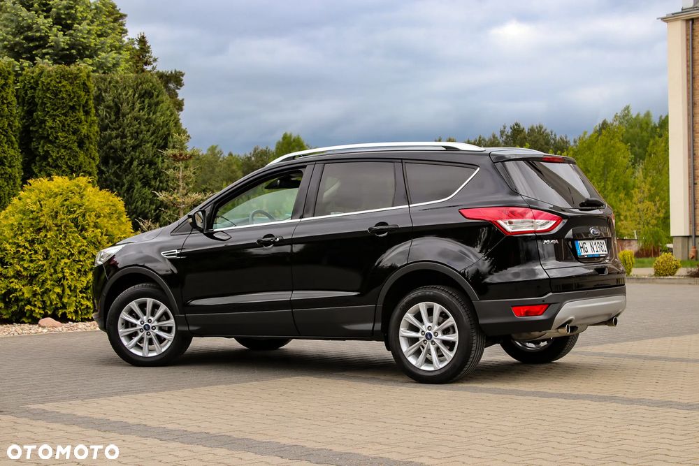Ford Kuga 1.5 EcoBoost 2x4 Titanium - 6