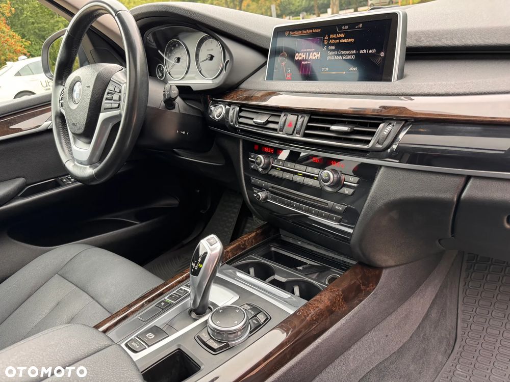 BMW X5 3.5i xDrive - 24