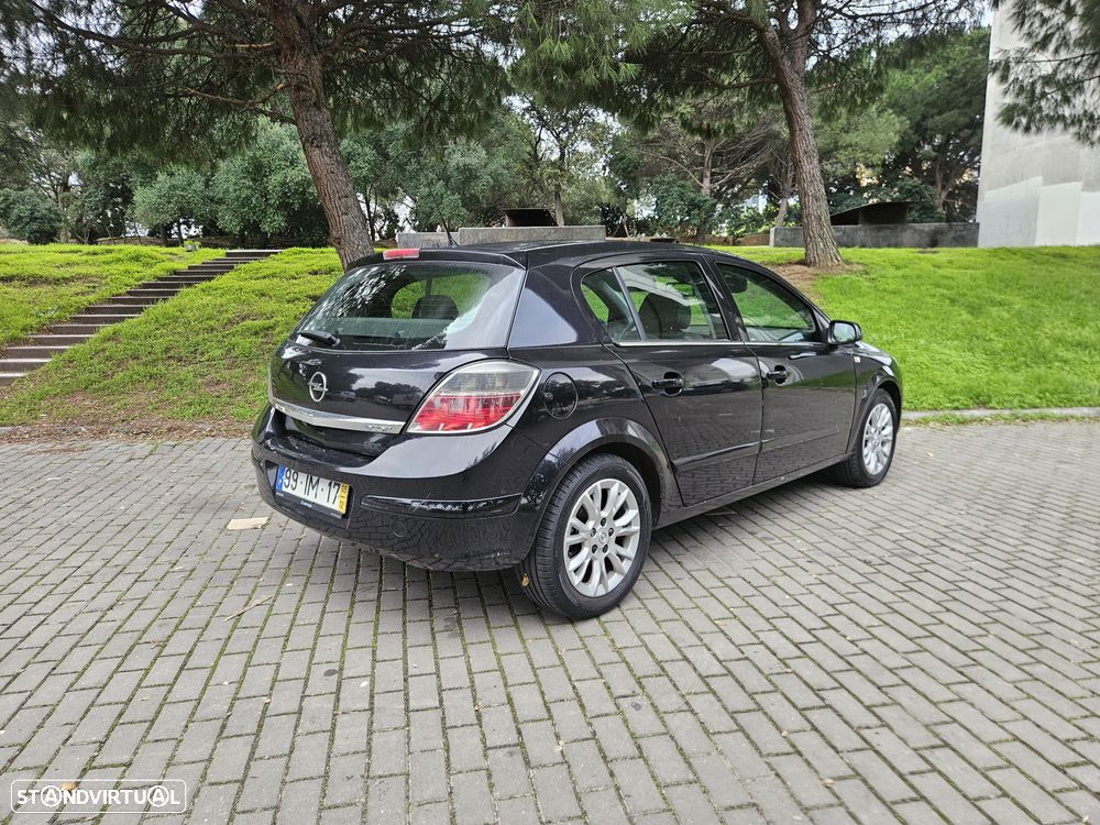 Opel Astra 1.7 CDTi Cosmo ecoFLEX - 3