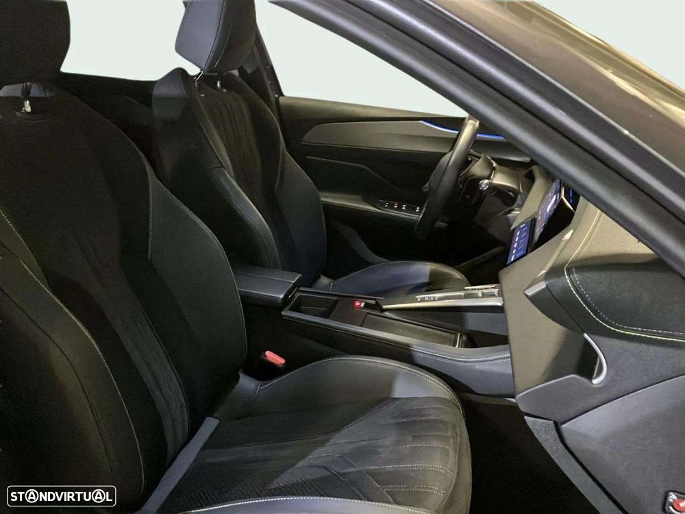 Peugeot 308 SW 1.5 BlueHDi GT EAT8 - 14