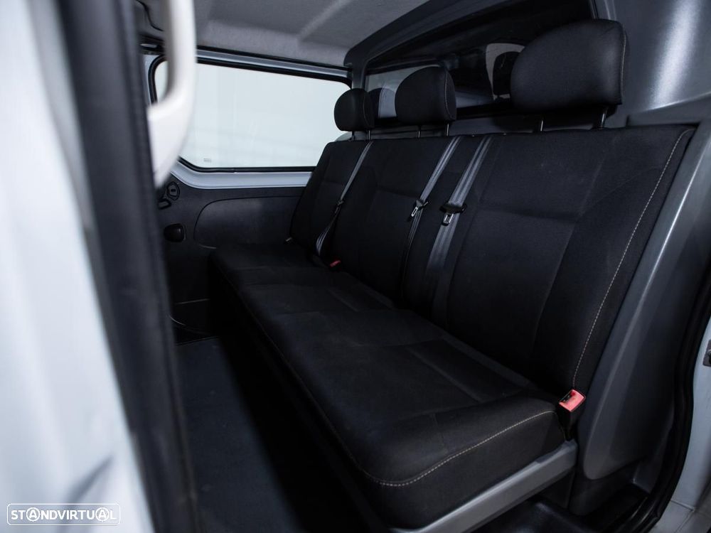 Renault Trafic 1.6 dCi L2H1 1.2T 6L c/IVA - 11
