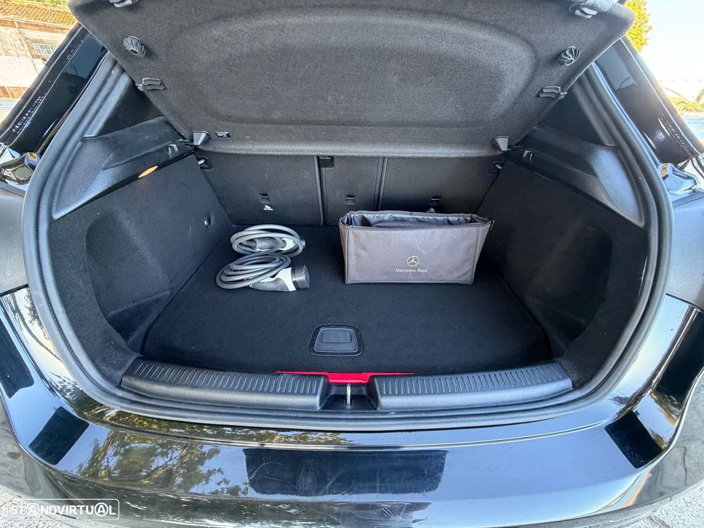 Mercedes-Benz A 250 e AMG Line — fotografia 37