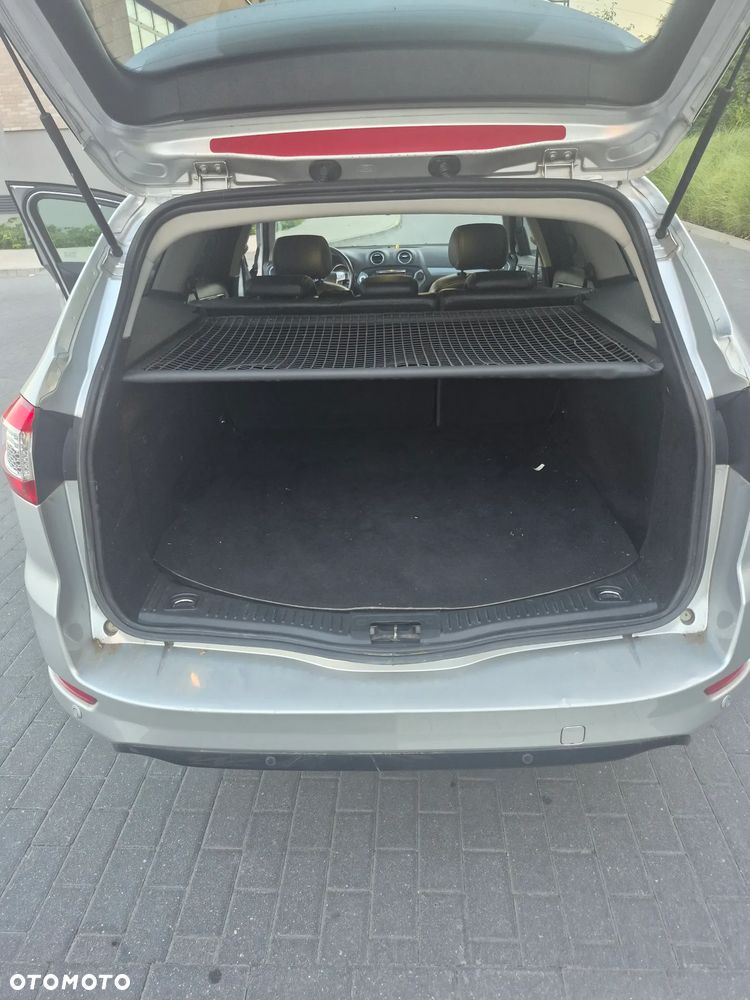 Ford Mondeo 2.0 TDCi Titanium X - 13