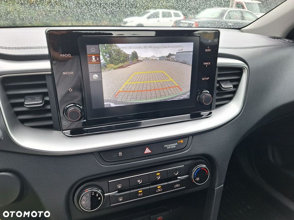 Kia XCeed 1.5 T-GDI M DCT - 14