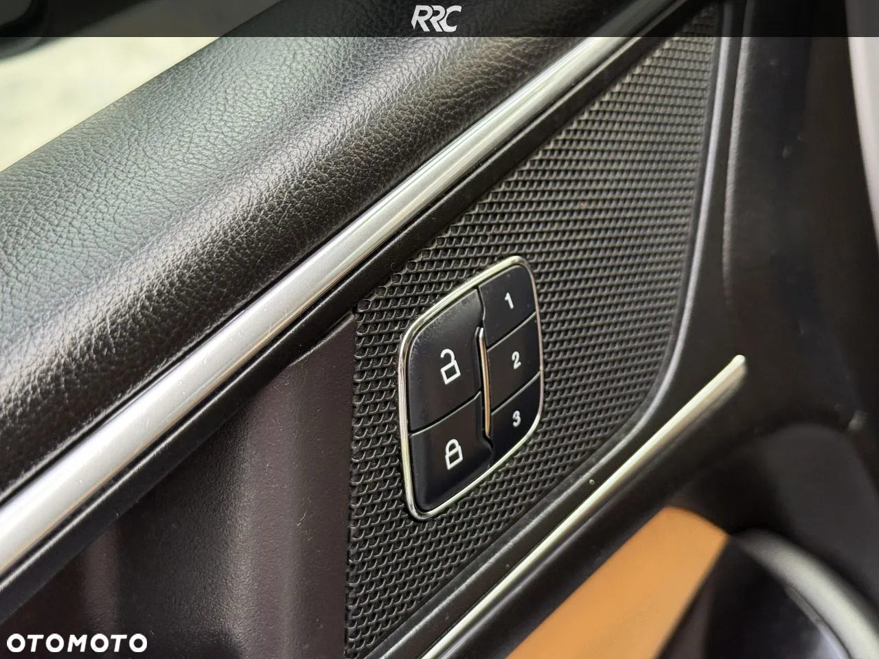 Ford S-Max 2.0 TDCi Titanium PowerShift - 30