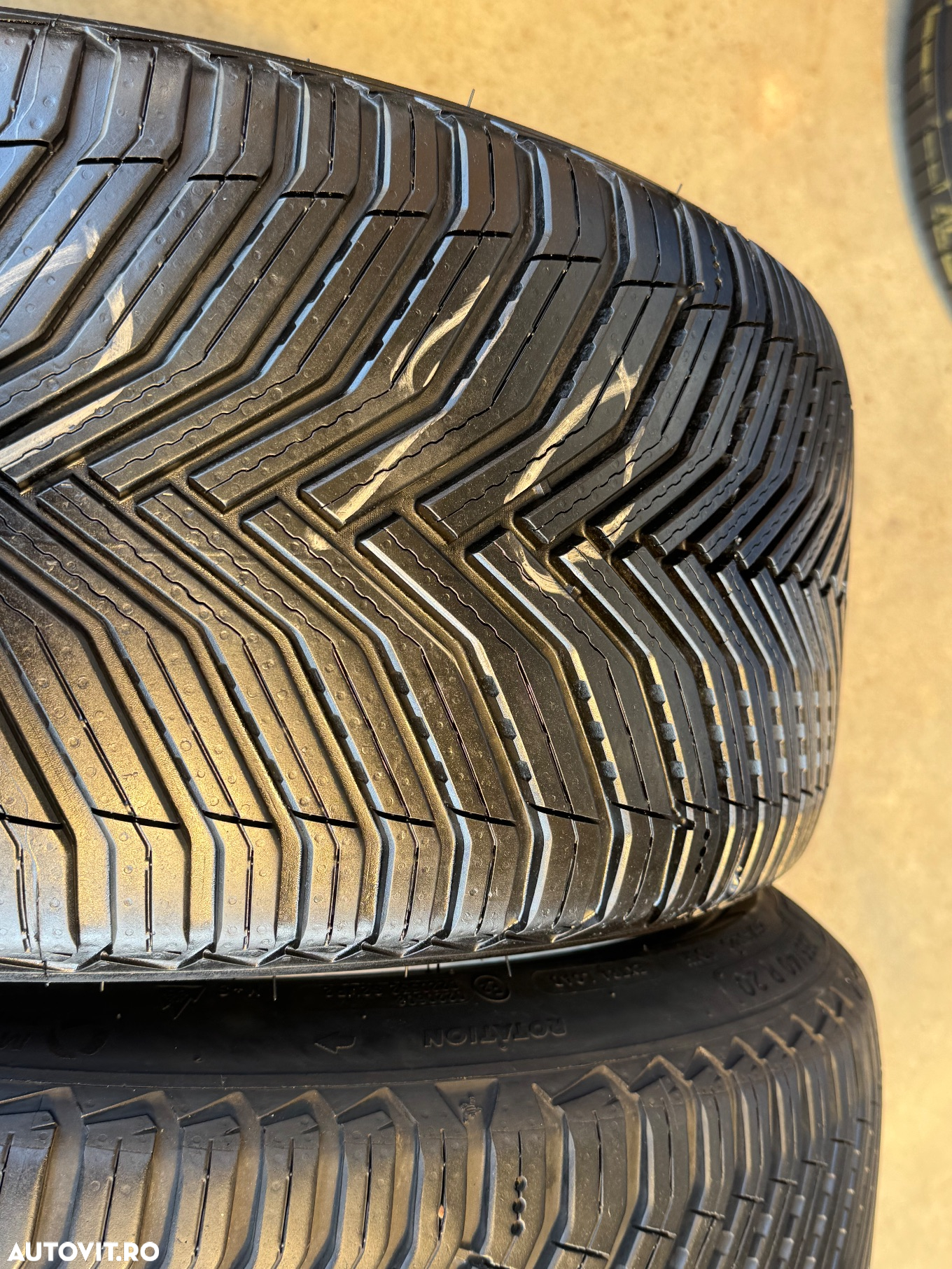 Vând 2 anvelope 255/40/20 Michelin allseason ca noi - 2