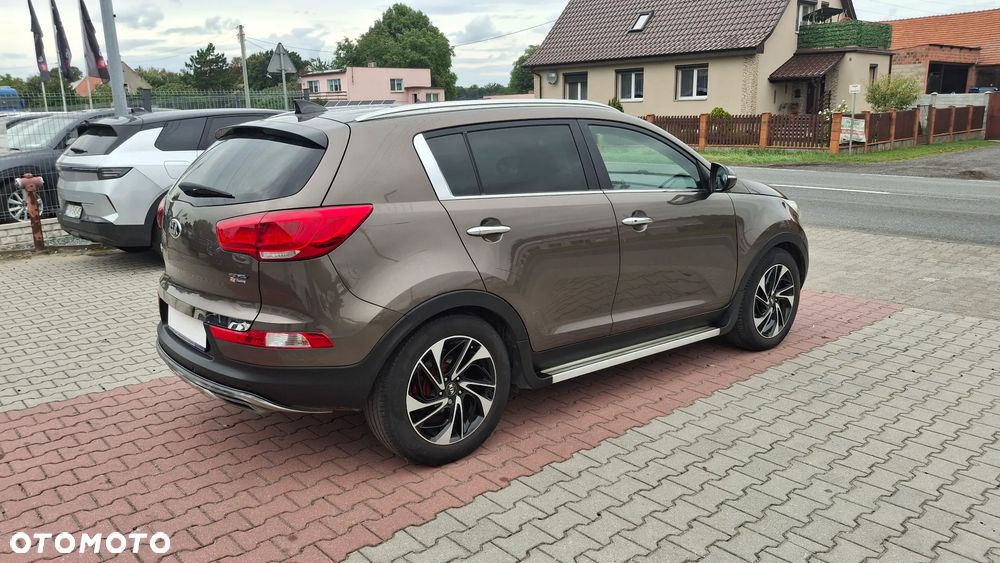 Kia Sportage 2.0 CRDI XL - 8