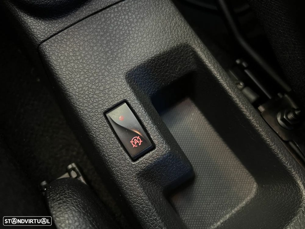 Dacia Sandero 0.9 TCe Comfort - 28